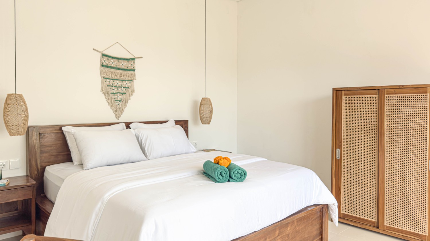 Nauli Villa — 3 Bedroom Villa for Rent in Pererenan