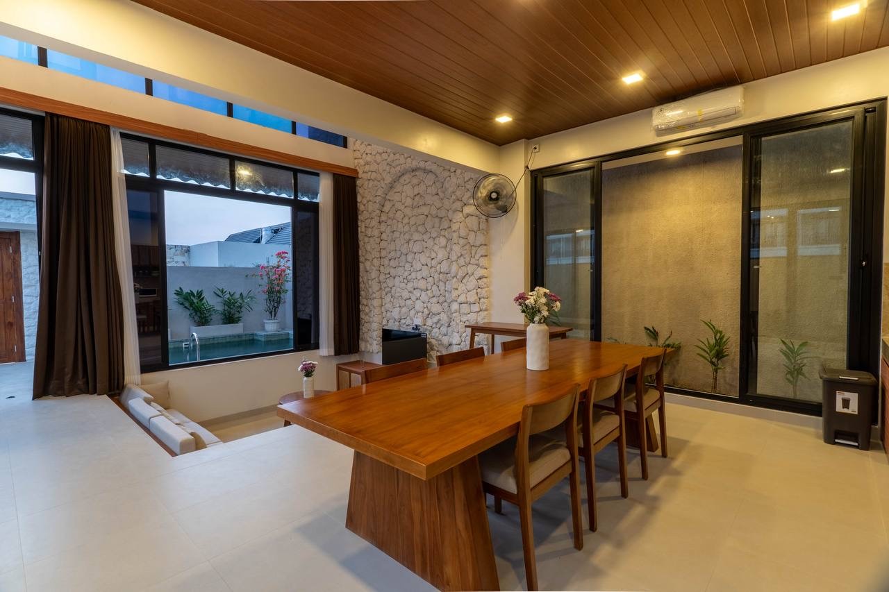 Serenity Twin — 3 Bedroom Villa for Rent in Babakan