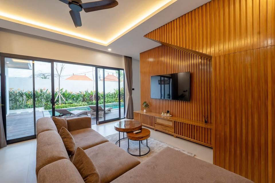 Magdalas Villa — 3 Bedroom Villa for Rent in Berawa