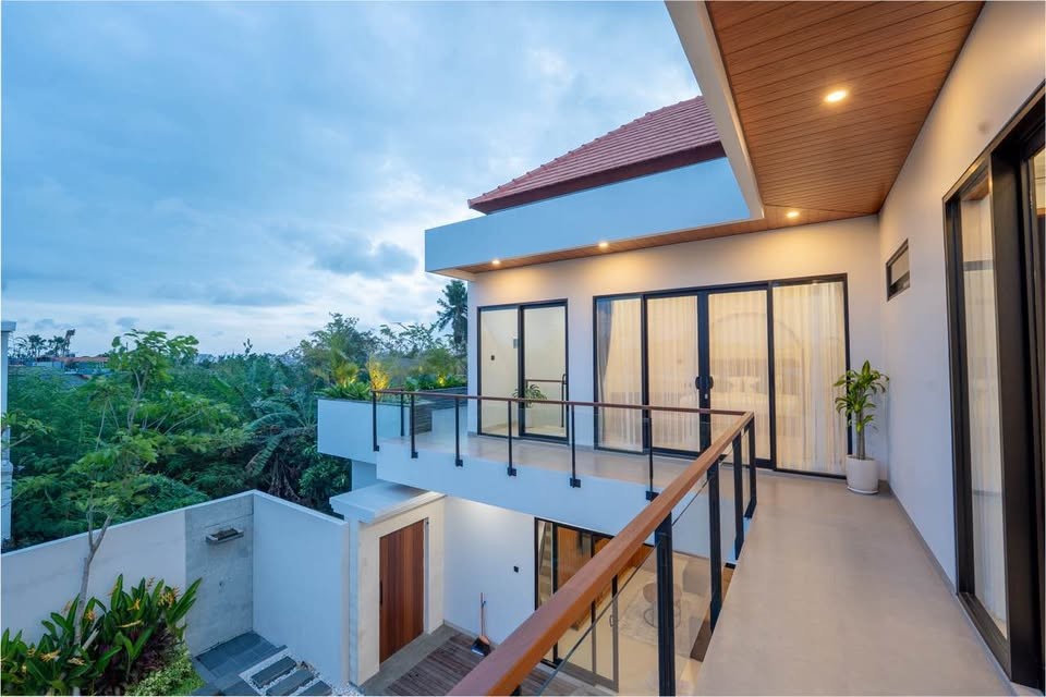 Magdalas Villa — 3 Bedroom Villa for Rent in Berawa