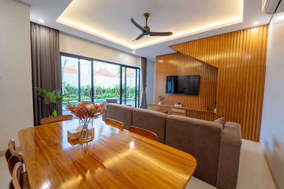 Magdalas Villa — 3 Bedroom Villa for Rent in Berawa