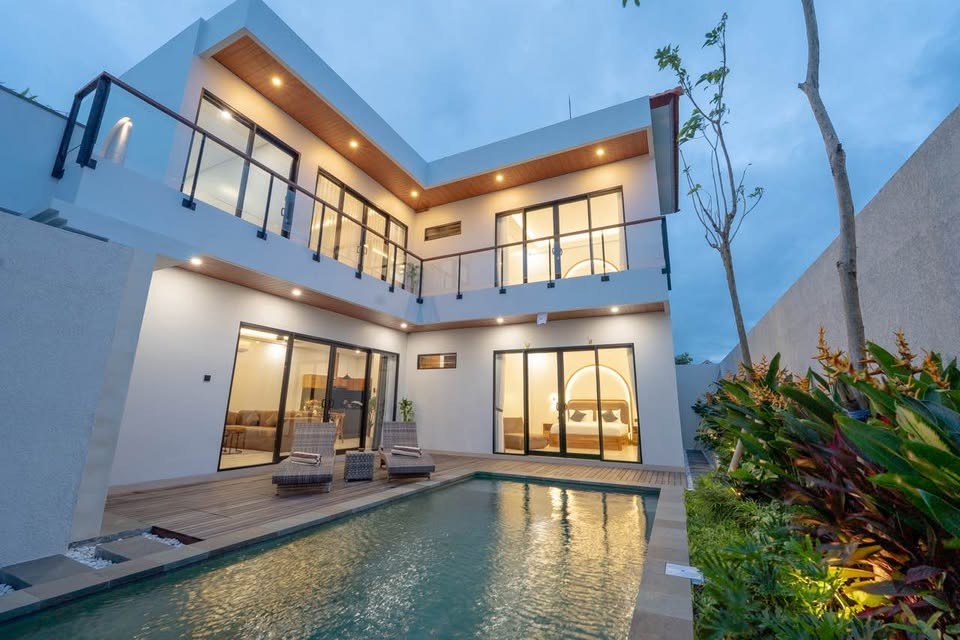 Magdalas Villa — 3 Bedroom Villa for Rent in Berawa