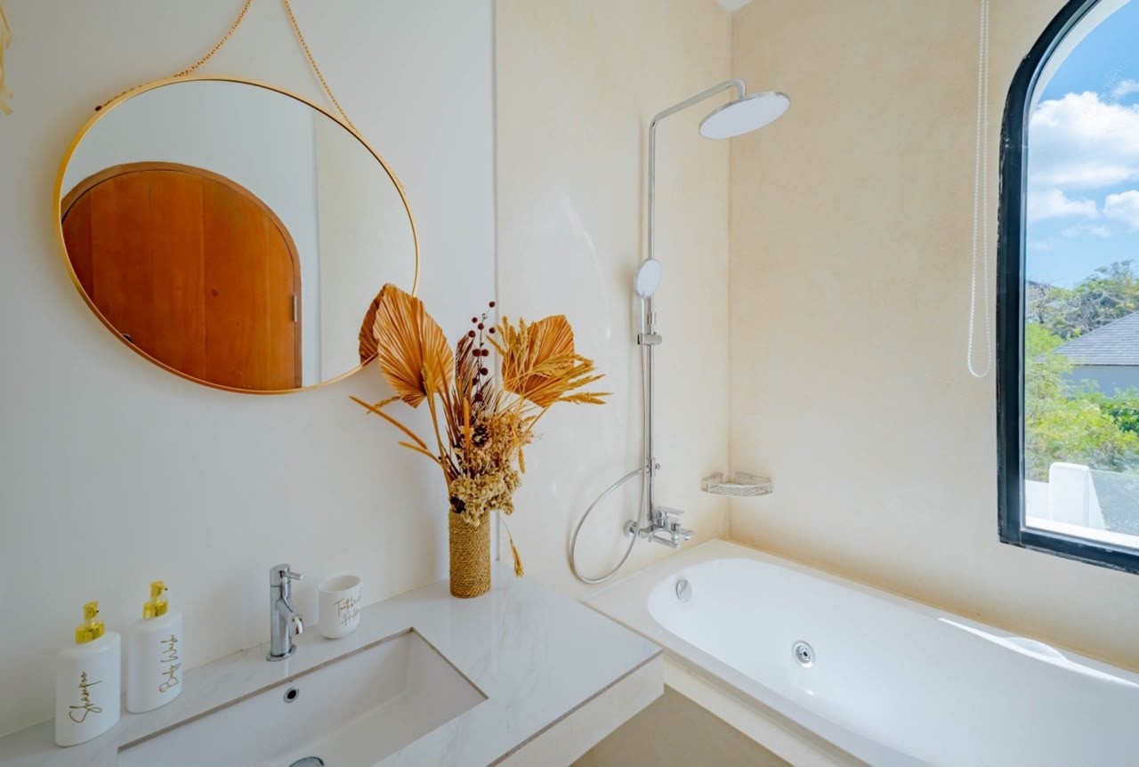 LuxeVista Villa — 2 Bedroom Villa for Sale in Kutuh