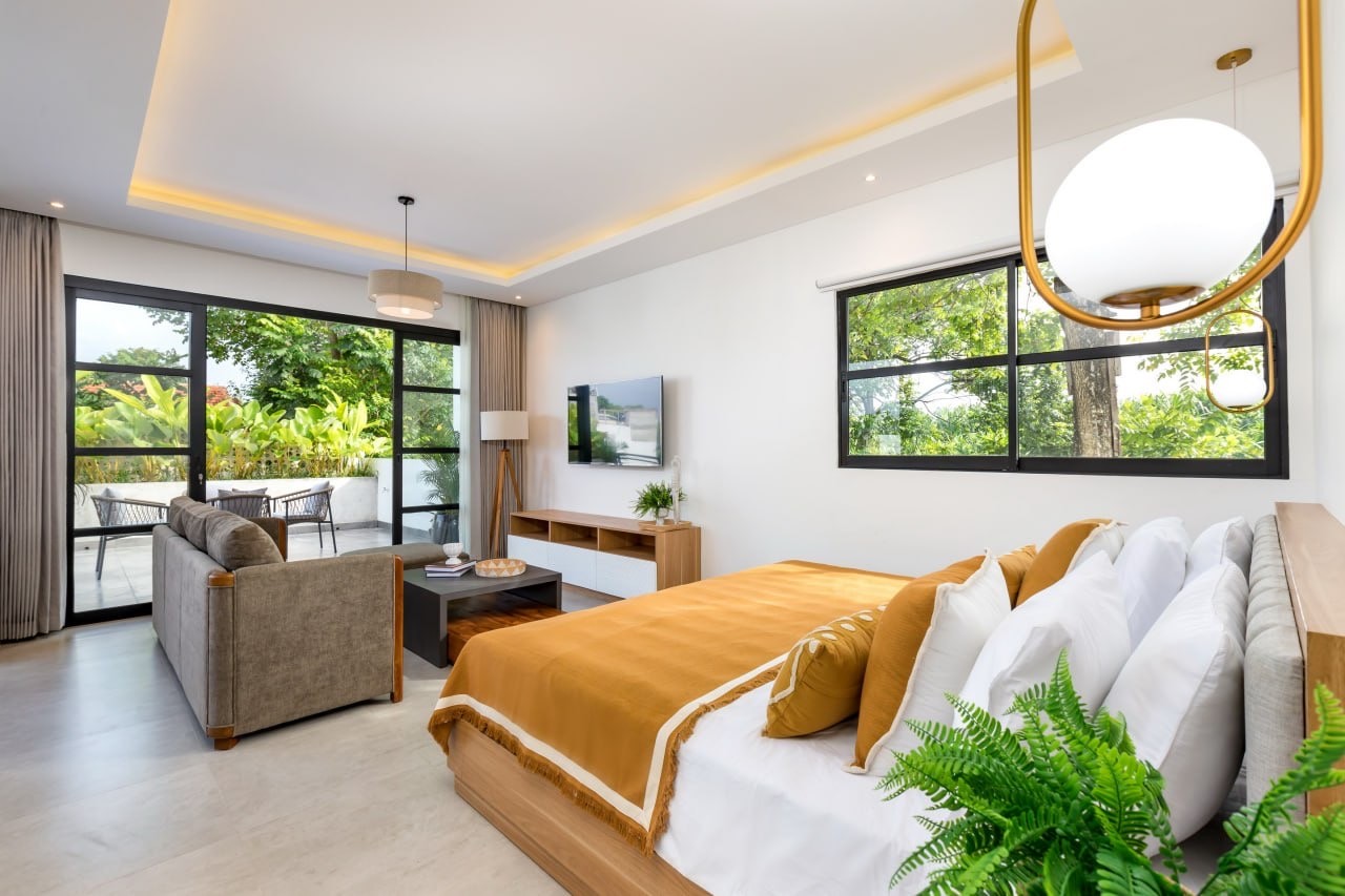 Modern 3-Bedroom Villa with Rooftop Bar in Tumbak Bayuh, Pererenan