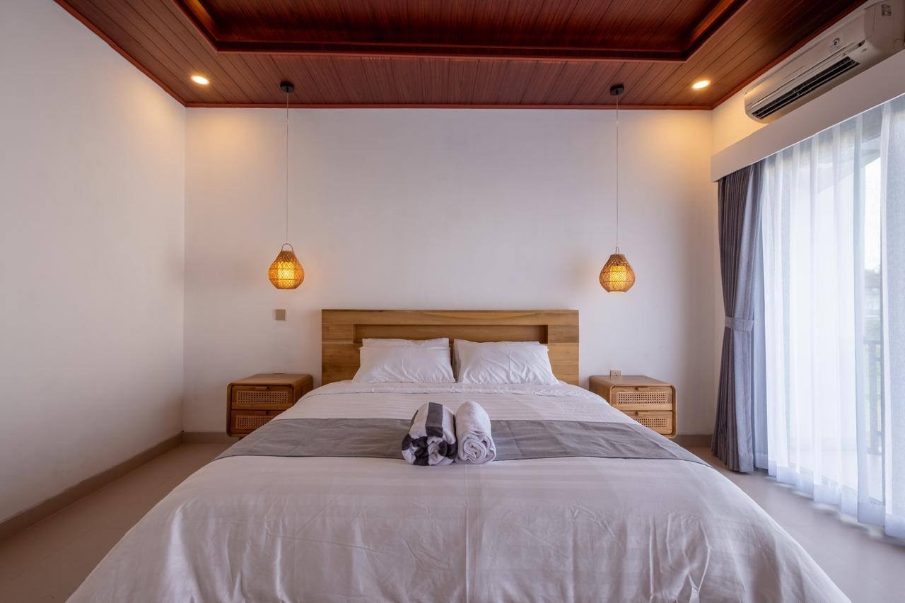 Fully Furnished 2-Bedroom Villa for Rent in Tumbak Bayuh