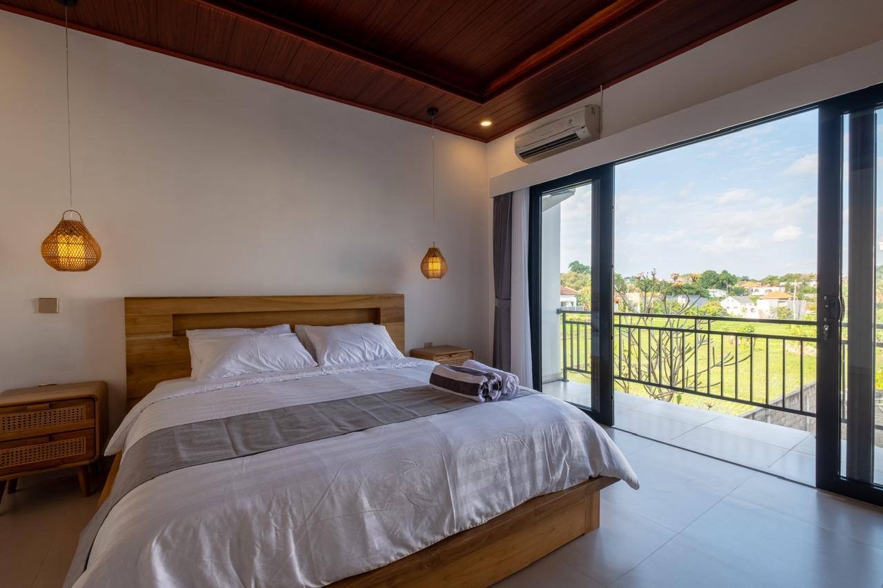 Fully Furnished 2-Bedroom Villa for Rent in Tumbak Bayuh