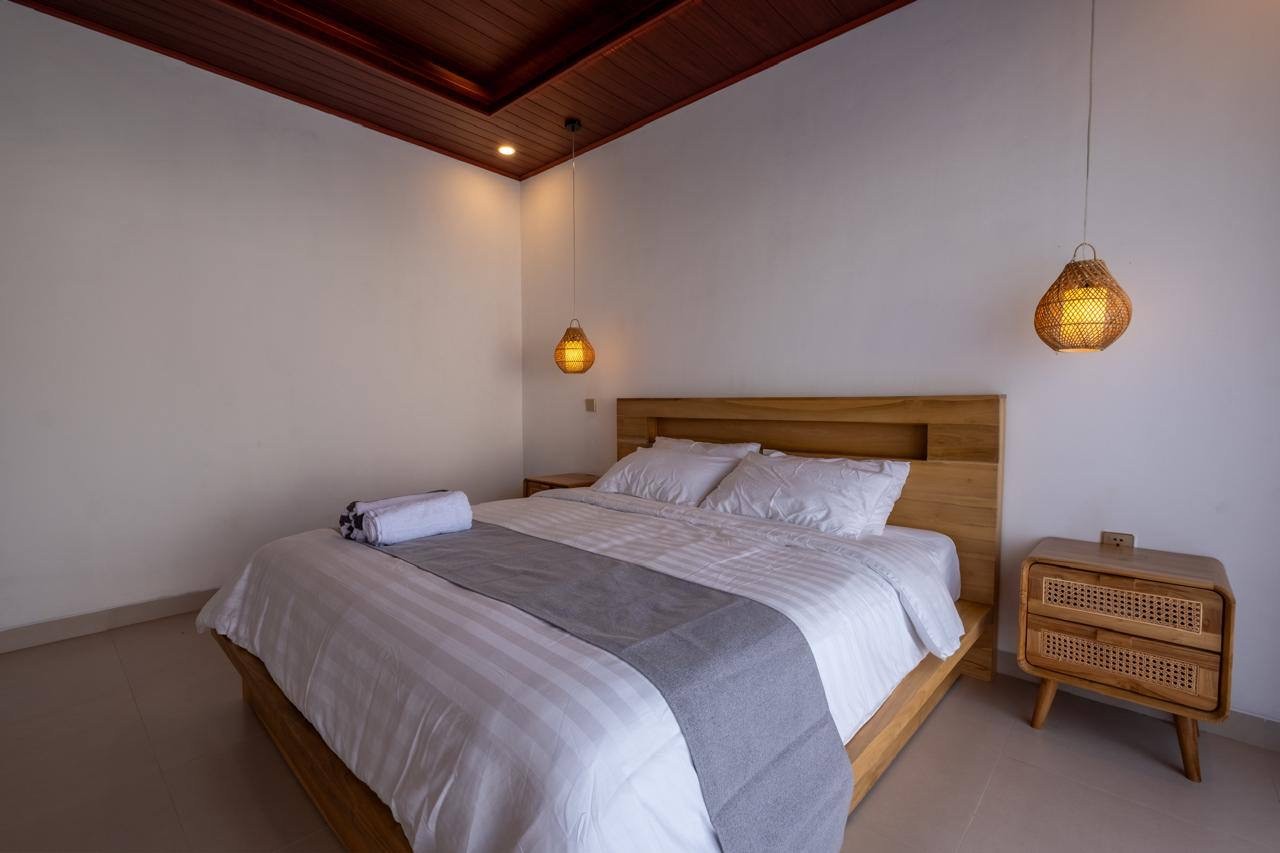 Fully Furnished 2-Bedroom Villa for Rent in Tumbak Bayuh