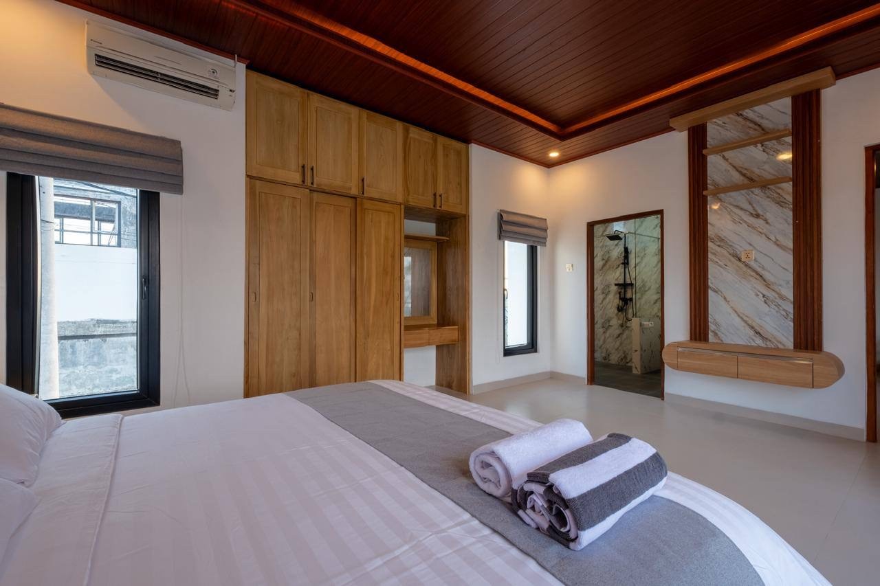 Fully Furnished 2-Bedroom Villa for Rent in Tumbak Bayuh
