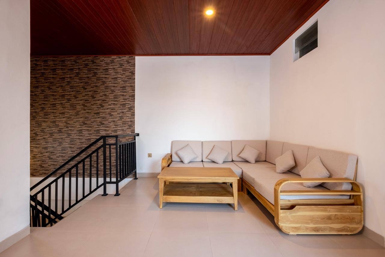 Fully Furnished 2-Bedroom Villa for Rent in Tumbak Bayuh