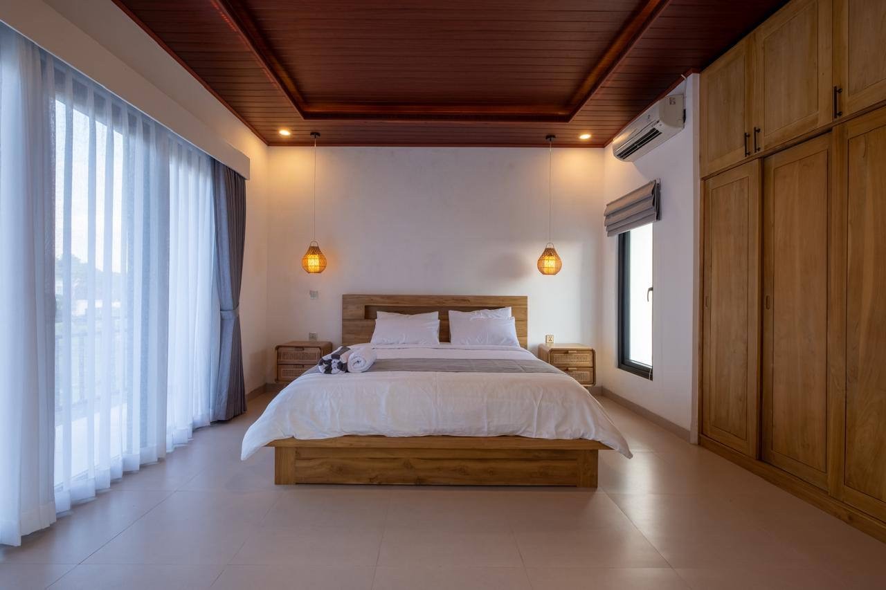 Fully Furnished 2-Bedroom Villa for Rent in Tumbak Bayuh