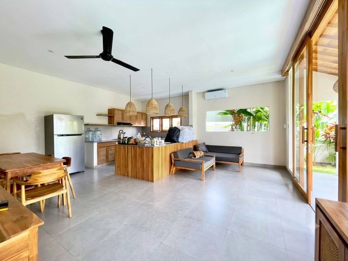 Fully Furnished 3-Bedroom Villa with Large Garden for Rent Near Seseh Beach