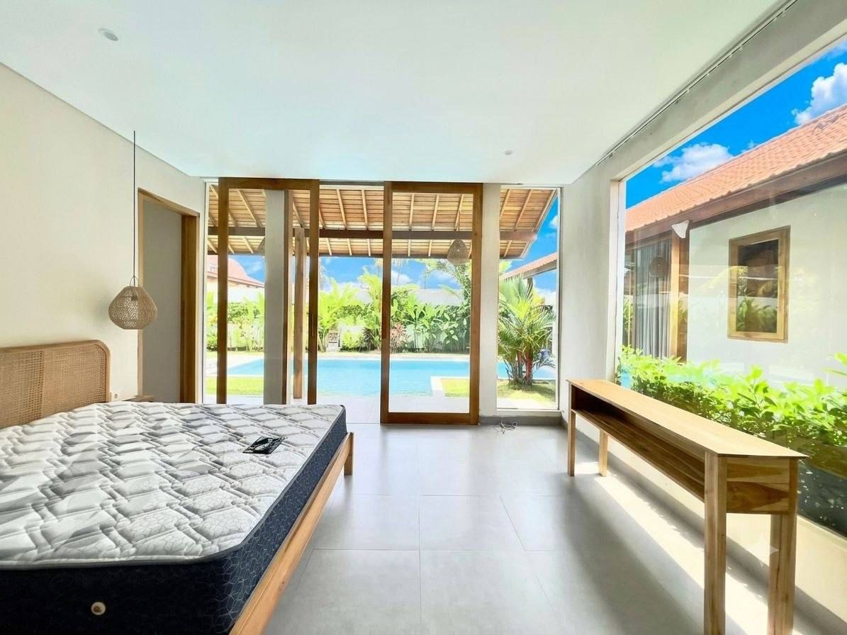 Fully Furnished 3-Bedroom Villa with Large Garden for Rent Near Seseh Beach