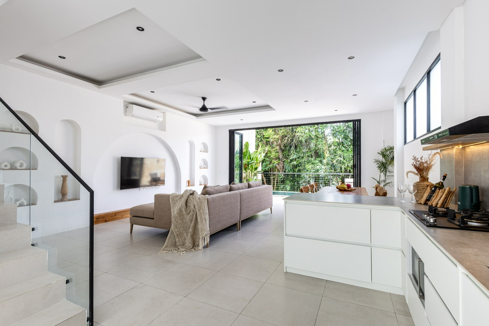 Brand-New 3-Bedroom Villa with River & Green Zone Views in Tumbak Bayuh