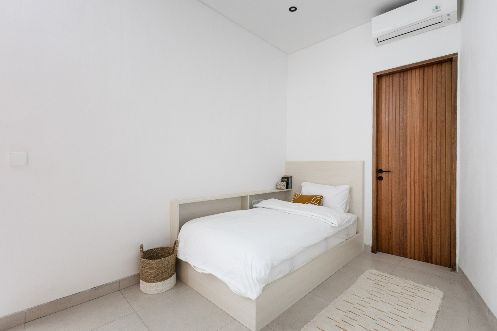 Brand-New 3-Bedroom Villa with River & Green Zone Views in Tumbak Bayuh