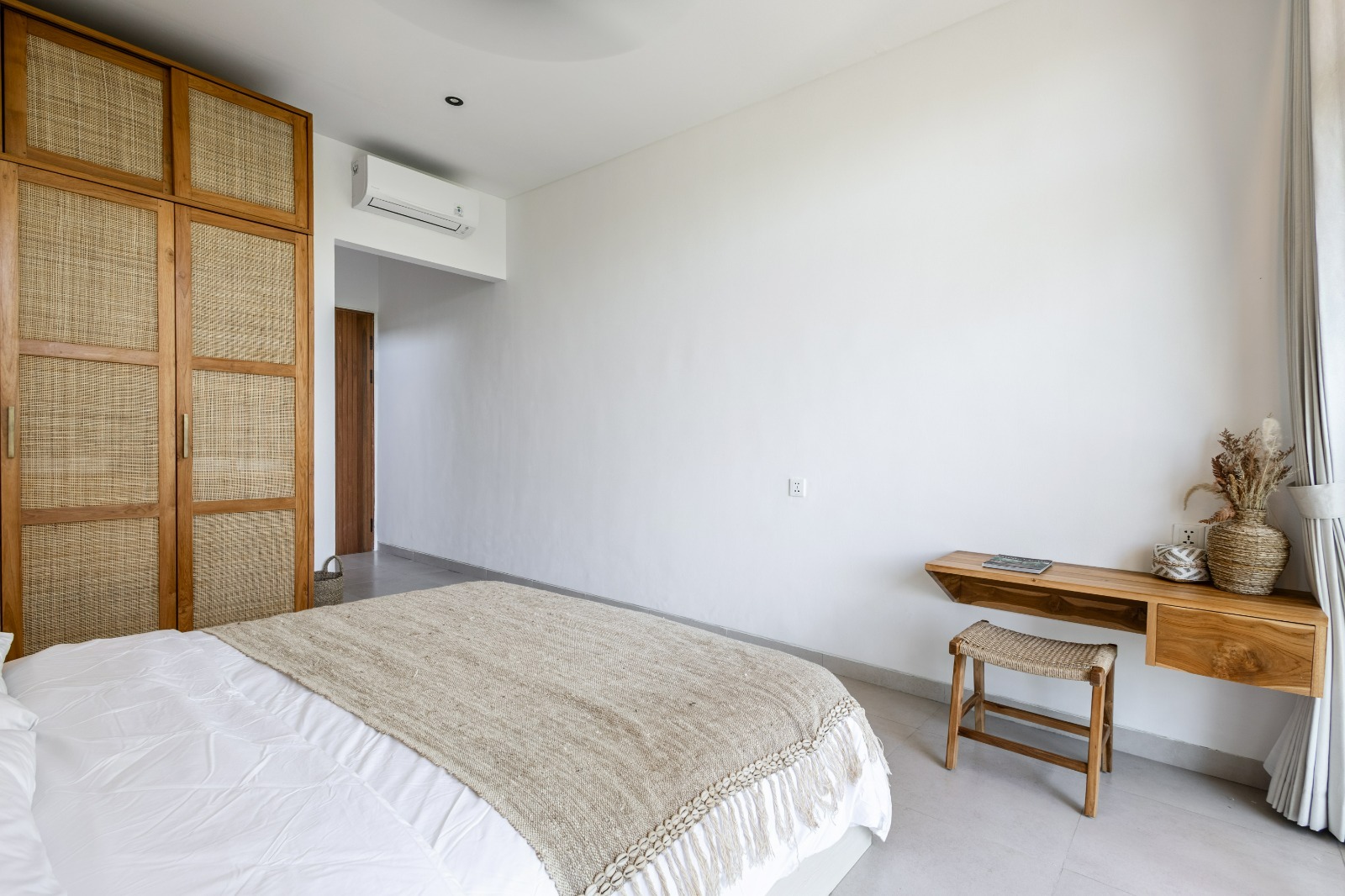 Brand-New 3-Bedroom Villa with River & Green Zone Views in Tumbak Bayuh