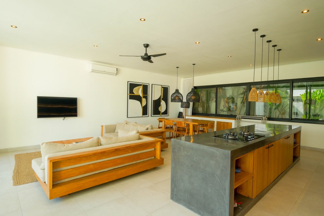 Semi-Luxury 2-Bedroom Villa for Rent in Tumbak Bayuh
