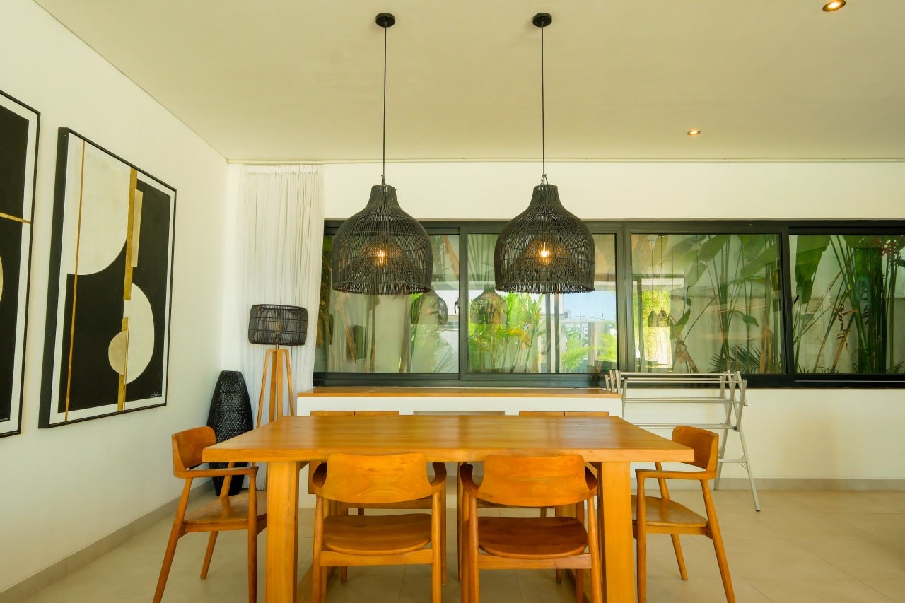Semi-Luxury 2-Bedroom Villa for Rent in Tumbak Bayuh