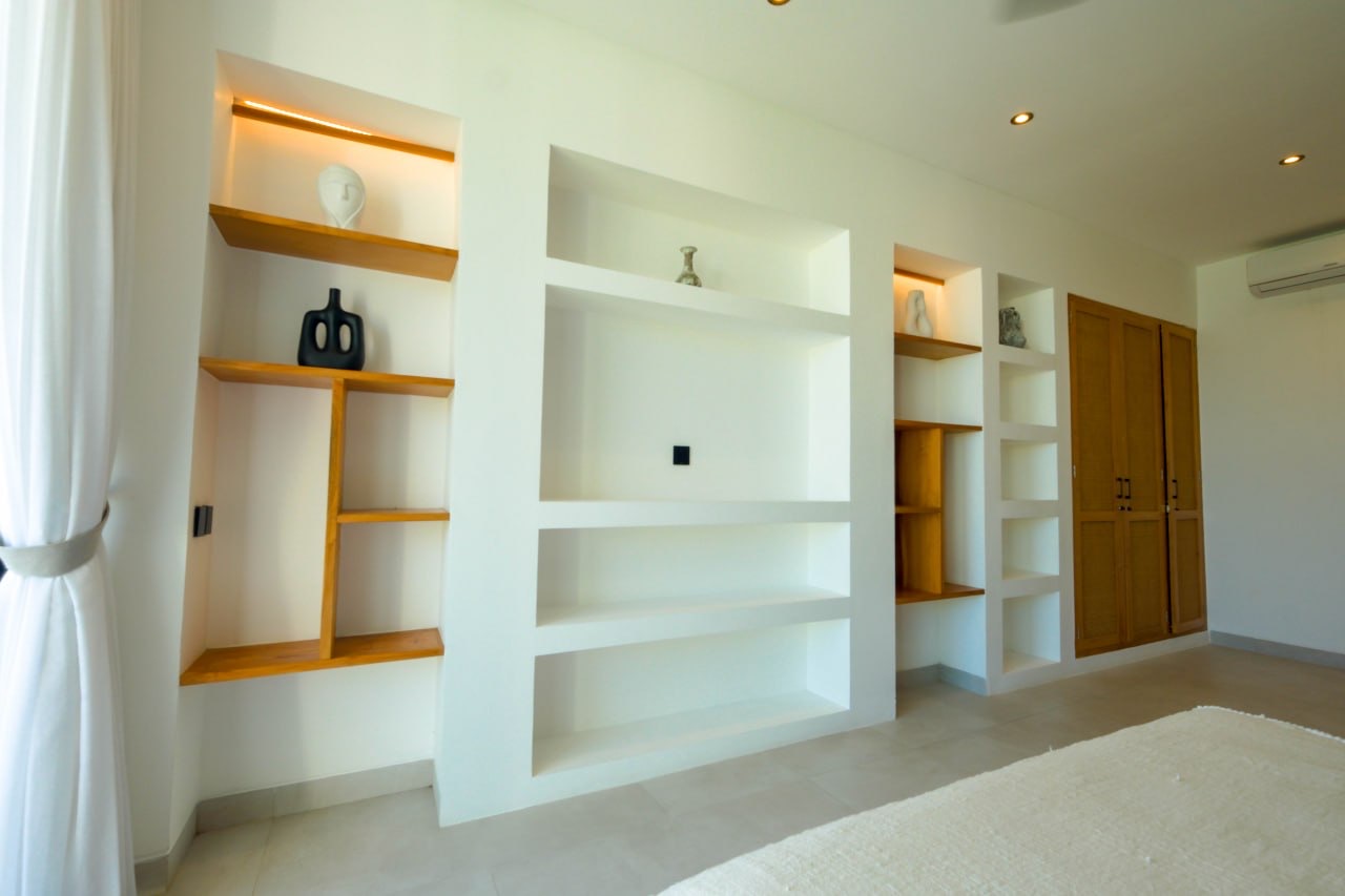 Semi-Luxury 2-Bedroom Villa for Rent in Tumbak Bayuh