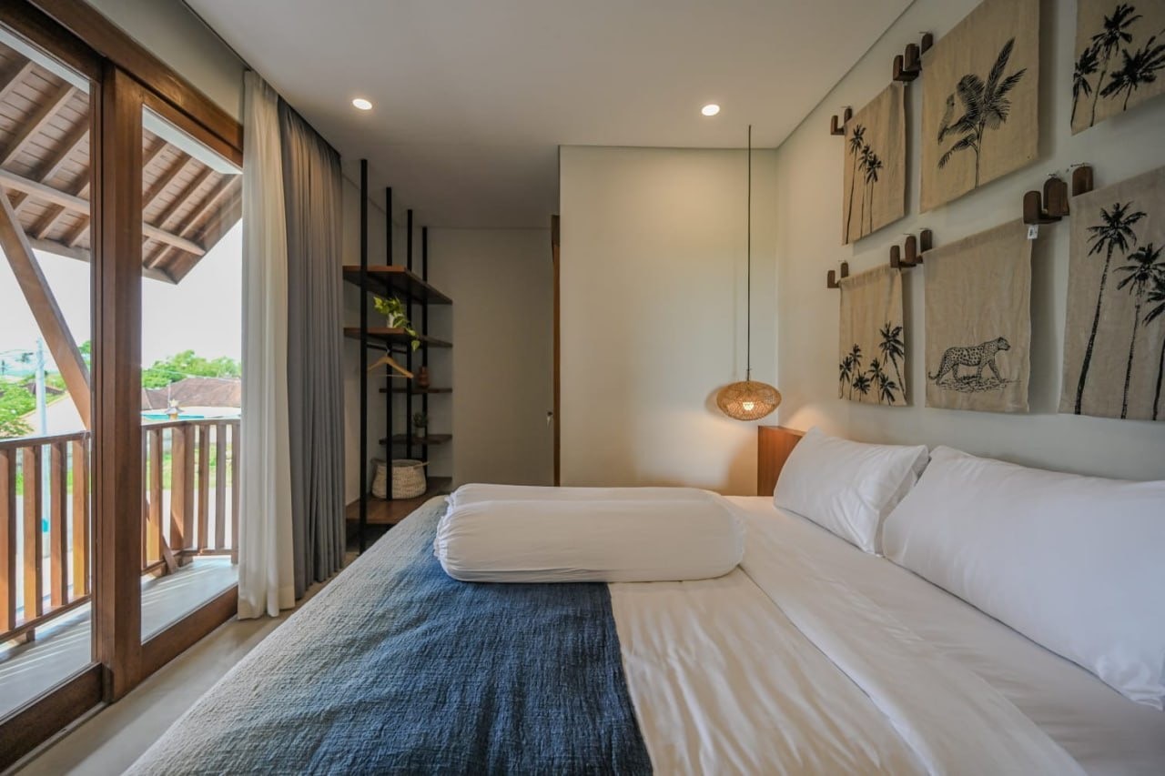 2-Bedroom Villa with Paddy Field Views for Rent in Kedungu