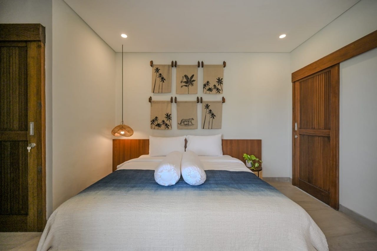 2-Bedroom Villa with Paddy Field Views for Rent in Kedungu