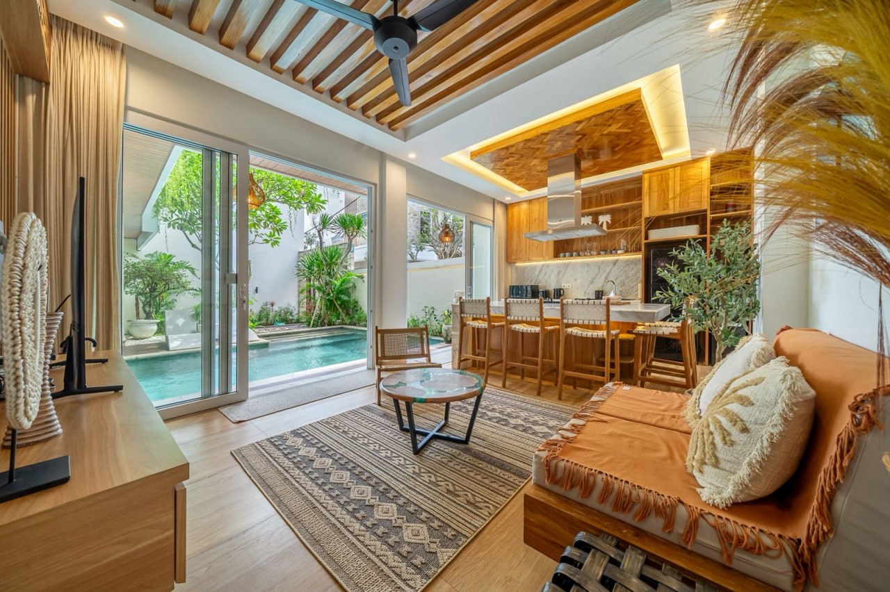 3-Bedroom Villa with Rice Field & Ocean Views for Rent in Tumbak Bayuh