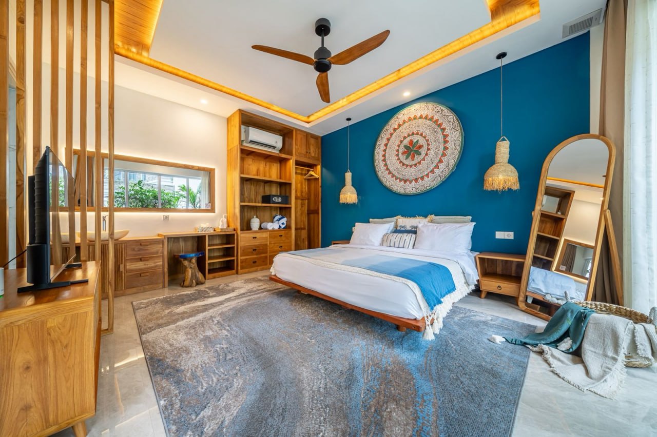 3-Bedroom Villa with Rice Field & Ocean Views for Rent in Tumbak Bayuh