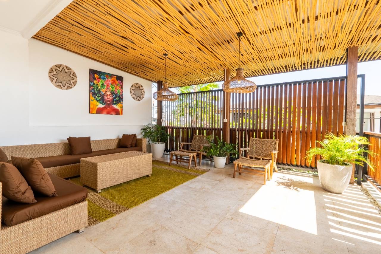 3-Bedroom Fully Furnished Villa with Private Pool for Rent in Tumbak Bayuh