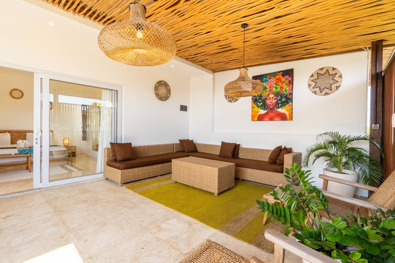3-Bedroom Fully Furnished Villa with Private Pool for Rent in Tumbak Bayuh