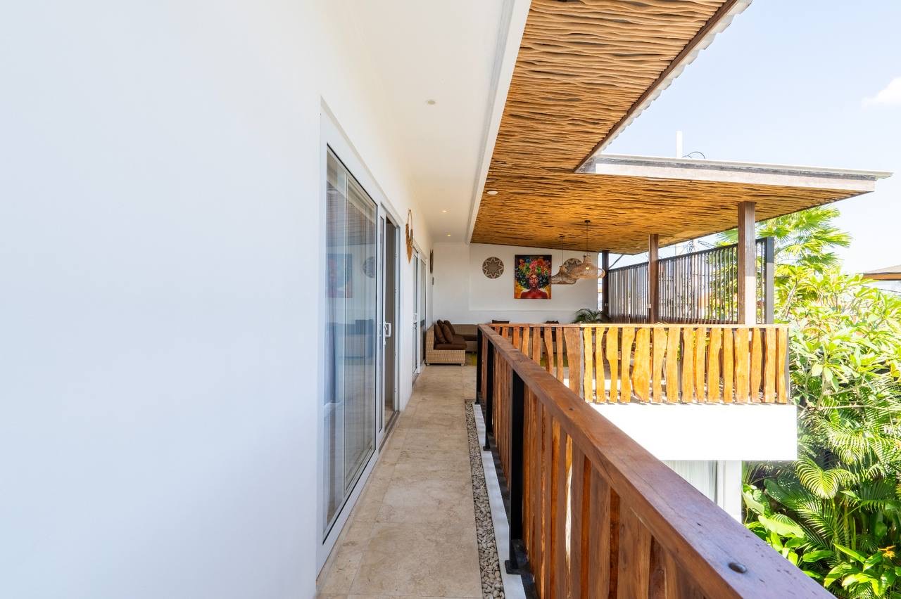 3-Bedroom Fully Furnished Villa with Private Pool for Rent in Tumbak Bayuh