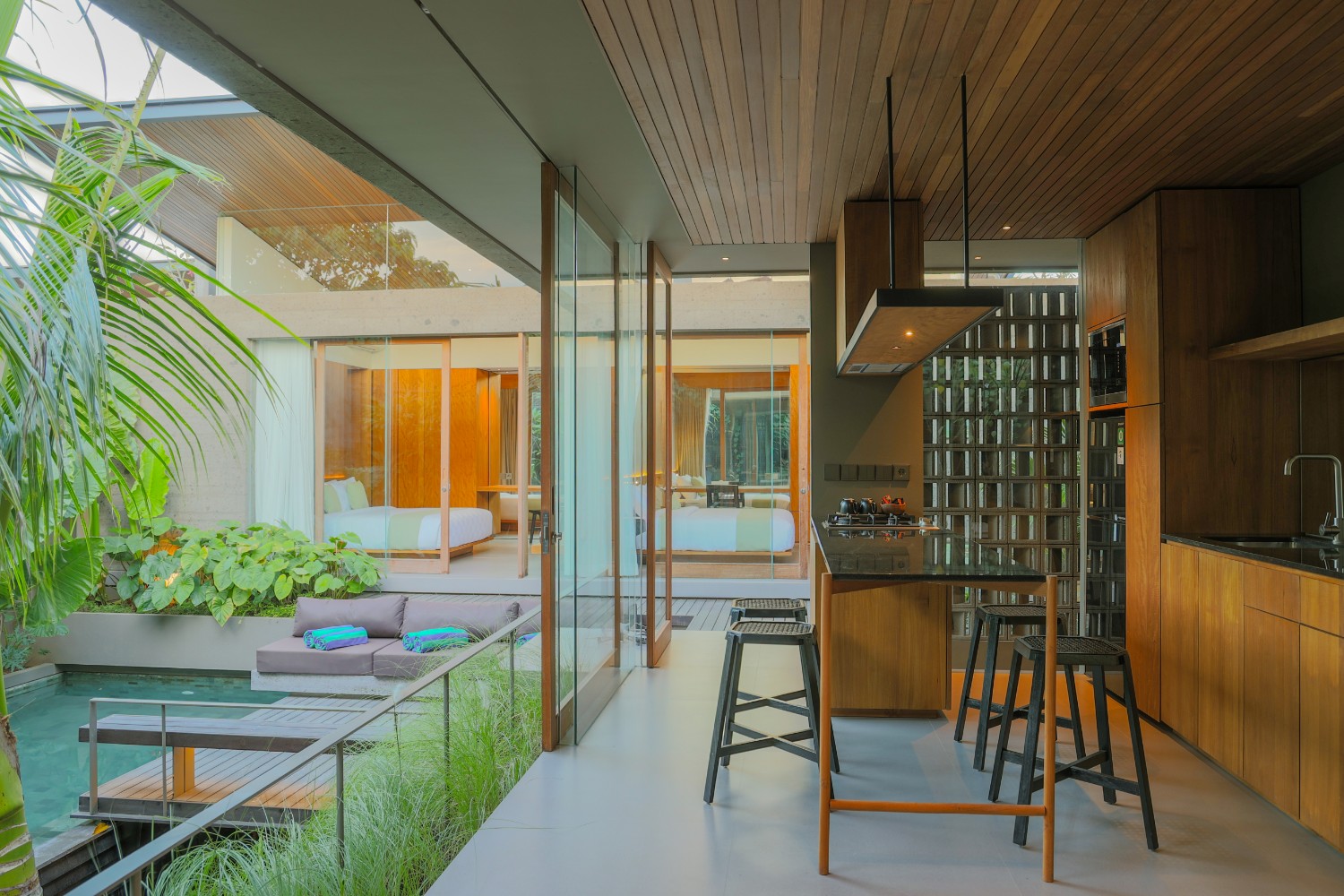 Domisili Villa — 3 Bedroom Villa for Rent in Kayutulang